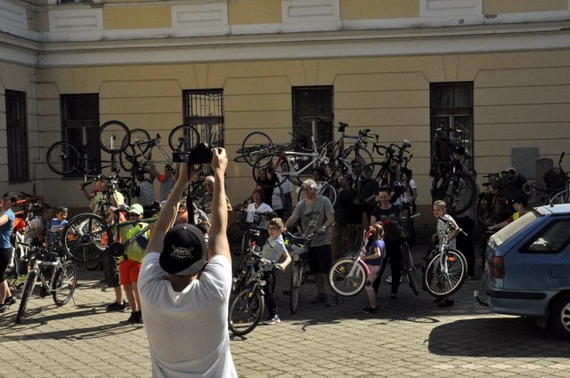 Critical Mass 2018 06